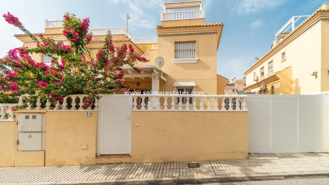2 makuuhuone Huoneisto myytävänä paikassa Villamartin mukana uima-altaan - 175 000 € (Ref: 9983999)