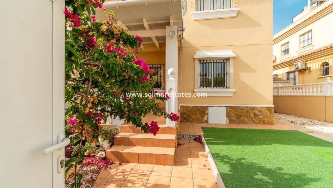 2 makuuhuone Huoneisto myytävänä paikassa Villamartin mukana uima-altaan - 175 000 € (Ref: 9983999)