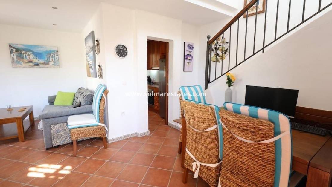 2 soveværelse Lejlighed til salg i Punta Prima med swimmingpool - € 200.000 (Ref: 9984000)