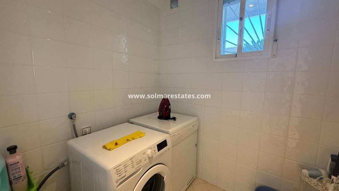 4 sypialnia Willa na sprzedaż w La Marquesa z basenem - 649 000 € (Ref: 9985310)