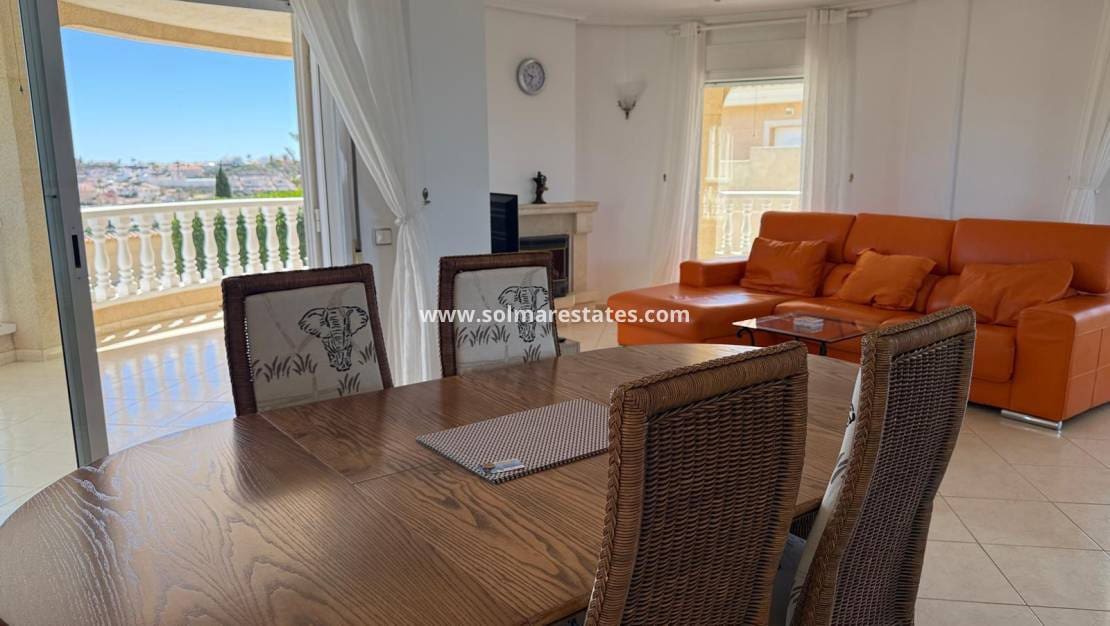 4 sypialnia Willa na sprzedaż w La Marquesa z basenem - 649 000 € (Ref: 9985310)