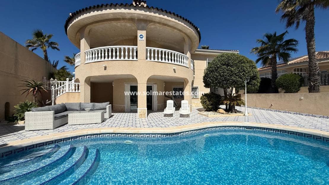 4 sypialnia Willa na sprzedaż w La Marquesa z basenem - 649 000 € (Ref: 9985310)