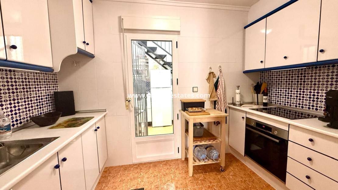 3 slaapkamer Bungalow te koop in La Marina met zwembad - € 185.000 (Ref: 9985311)
