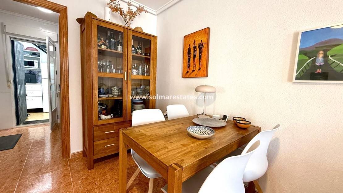 3 slaapkamer Bungalow te koop in La Marina met zwembad - € 185.000 (Ref: 9985311)