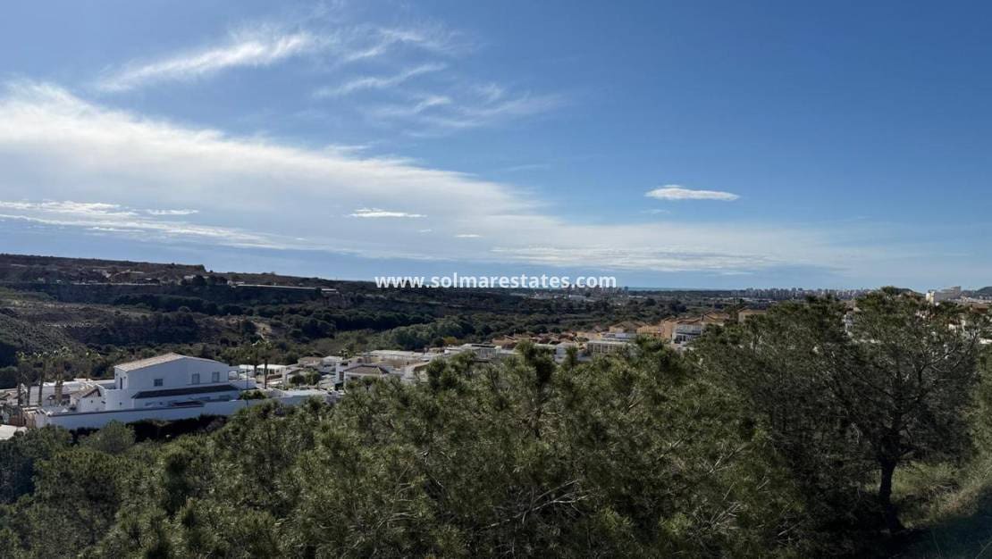 3 slaapkamer Bungalow te koop in La Marina met zwembad - € 185.000 (Ref: 9985311)