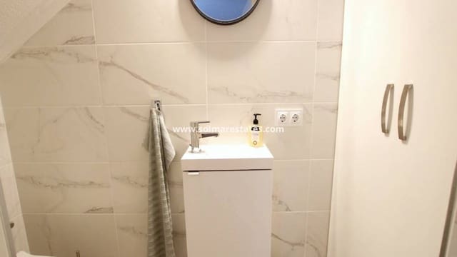2 soverom Hus til salgs i Ciudad Quesada, Rojales med svømmebasseng - € 185 000 (Ref: 9985666)