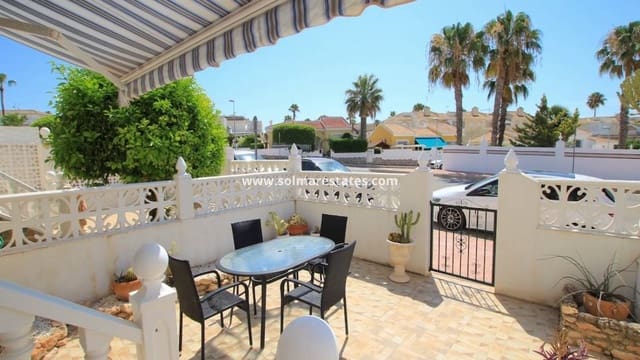 2 soverom Hus til salgs i Ciudad Quesada, Rojales med svømmebasseng - € 185 000 (Ref: 9985666)