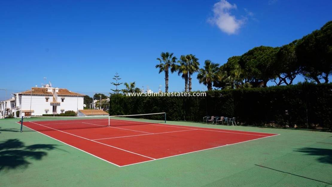1 chambre Appartement à vendre à Los Balcones avec piscine - 89 000 € (Ref: 9986132)