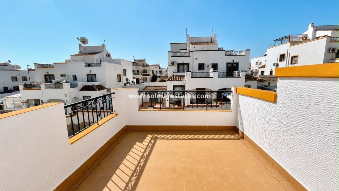 3 quarto Moradia em Banda para venda em Los Altos com piscina - 209 000 € (Ref: 9986133)