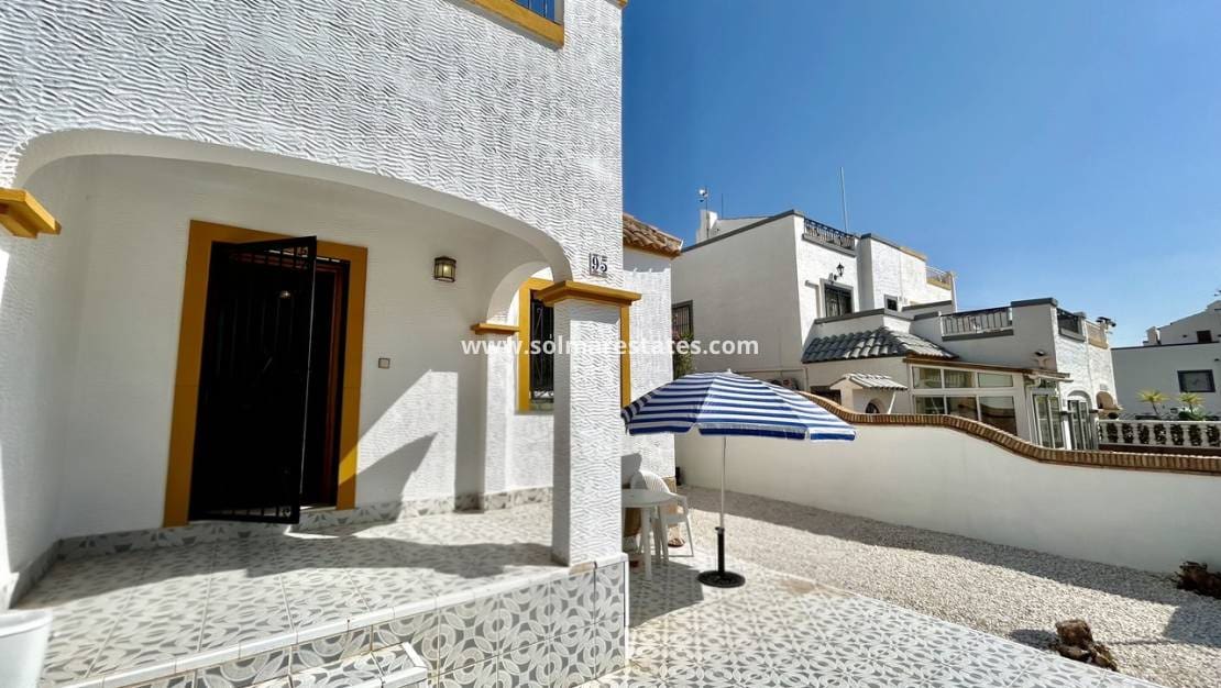 3 quarto Moradia em Banda para venda em Los Altos com piscina - 209 000 € (Ref: 9986133)