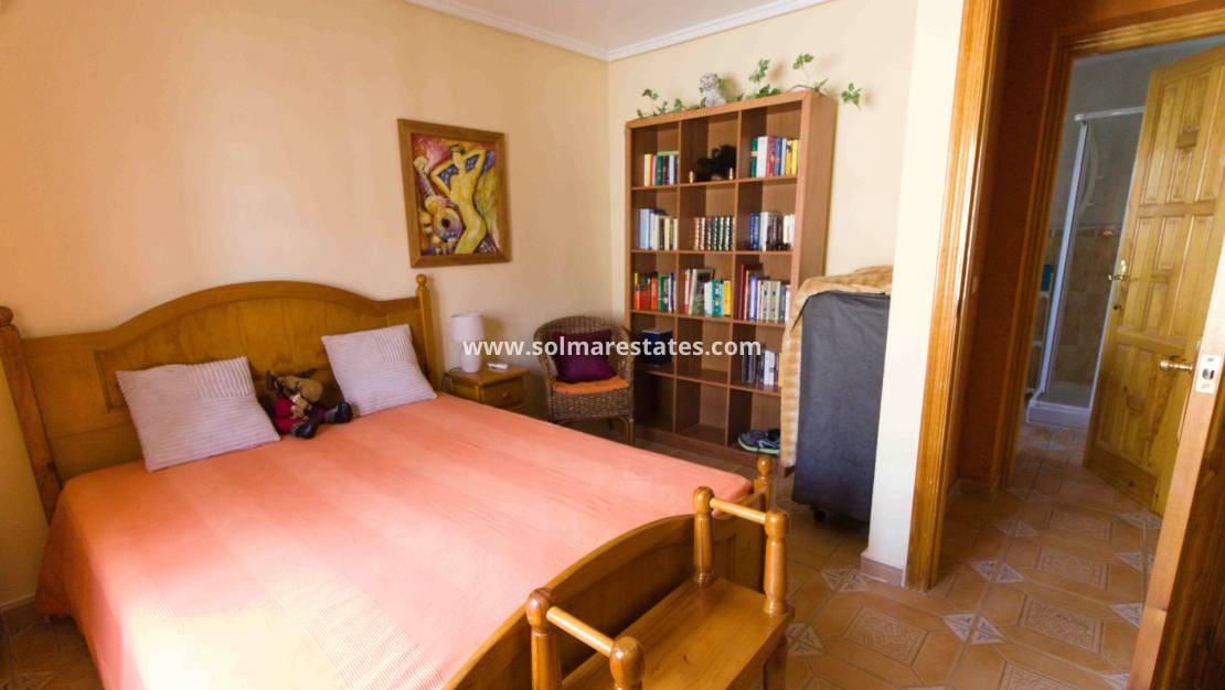5 sypialnia Willa na sprzedaż w La Marquesa z basenem - 539 000 € (Ref: 9996199)