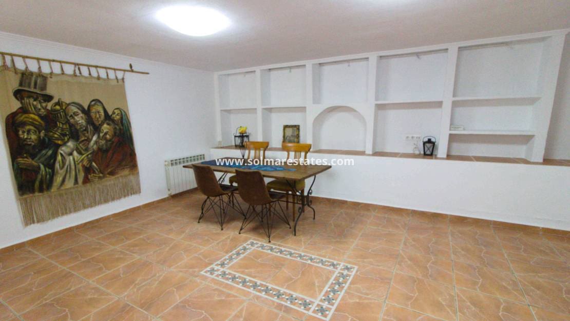 5 sypialnia Willa na sprzedaż w La Marquesa z basenem - 539 000 € (Ref: 9996199)