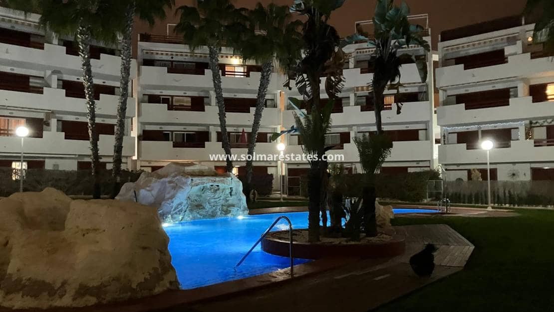3 sypialnia Apartament na sprzedaż w Playa Flamenca z basenem - 259 900 € (Ref: 9997762)