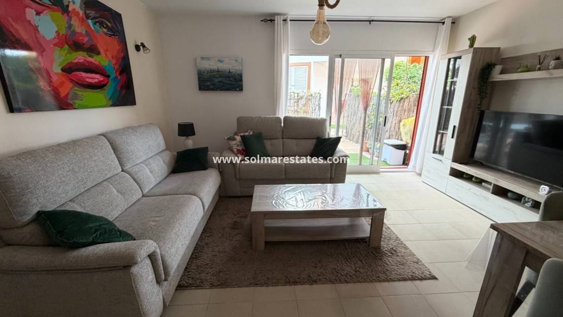 3 sypialnia Apartament na sprzedaż w Playa Flamenca z basenem - 259 900 € (Ref: 9997762)
