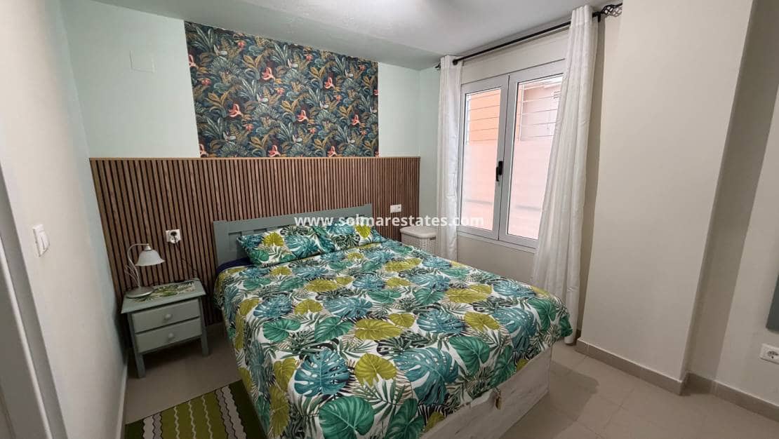 3 sypialnia Apartament na sprzedaż w Playa Flamenca z basenem - 259 900 € (Ref: 9997762)