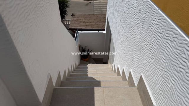 2 slaapkamer Appartement te koop in Los Montesinos met zwembad - € 150.000 (Ref: 9997763)