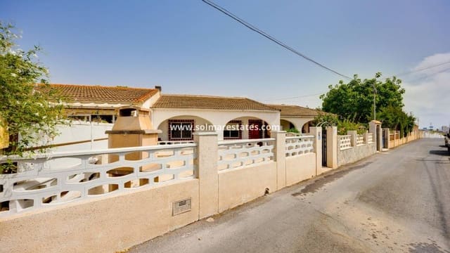 3 soverom Hus til salgs i La Zenia, Orihuela med svømmebasseng - € 209 000 (Ref: 9999152)