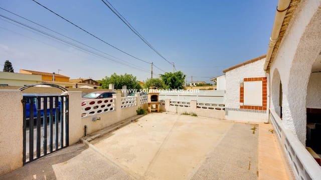 3 soverom Hus til salgs i La Zenia, Orihuela med svømmebasseng - € 209 000 (Ref: 9999152)