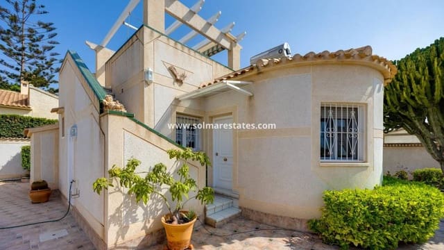 2 soverom Villa til salgs i La Florida, Orihuela med svømmebasseng - € 305 000 (Ref: 9999153)
