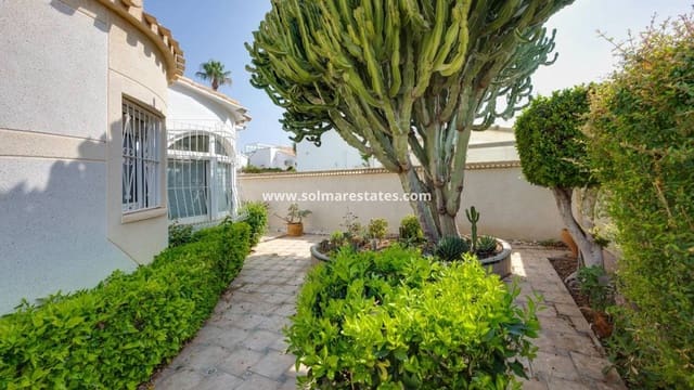 2 soverom Villa til salgs i La Florida, Orihuela med svømmebasseng - € 305 000 (Ref: 9999153)