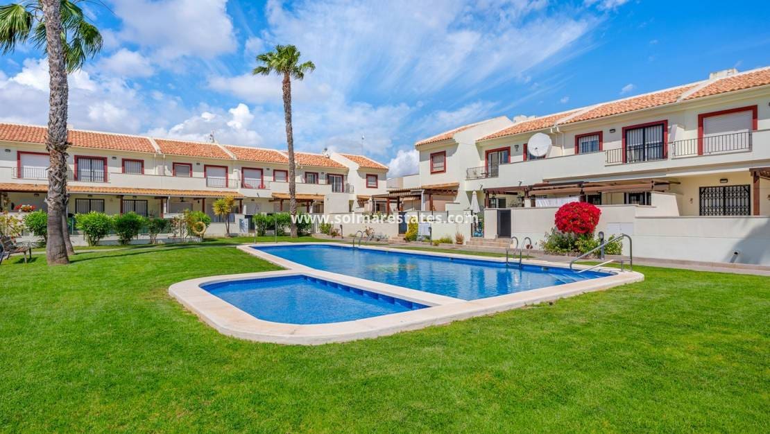 3 Zimmer Haus zu verkaufen in Dona Pepa mit Pool - 249.950 € (Ref: 9999154)