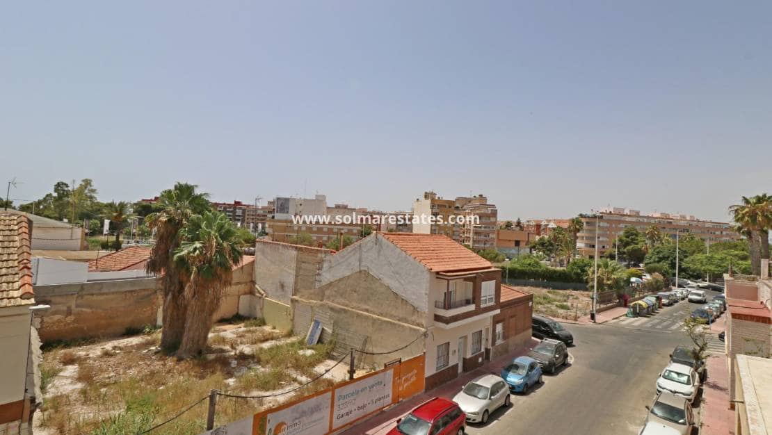 4 camera da letto Appartamento in vendita in Torrevieja - 169.000 € (Rif: 9999382)