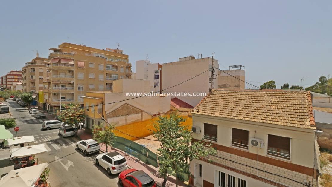 4 camera da letto Appartamento in vendita in Torrevieja - 169.000 € (Rif: 9999382)