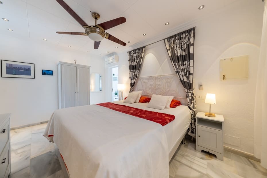 2 soveværelse Bungalow til salg i Cala Murada med swimmingpool garage - € 985.000 (Ref: 10110899)
