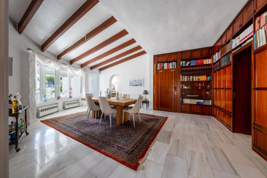 2 soveværelse Bungalow til salg i Cala Murada med swimmingpool garage - € 985.000 (Ref: 10110899)