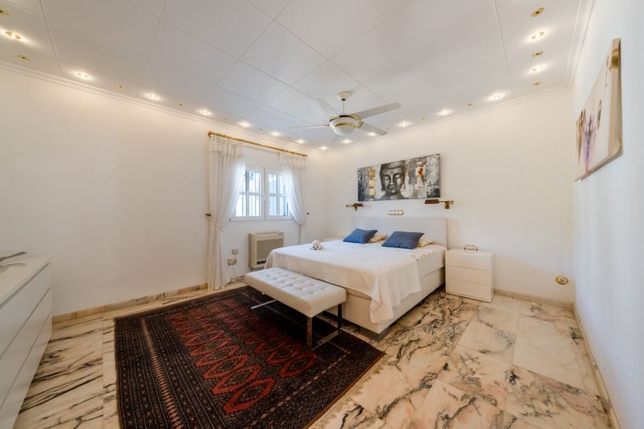 2 soveværelse Bungalow til salg i Cala Murada med swimmingpool garage - € 985.000 (Ref: 10110899)