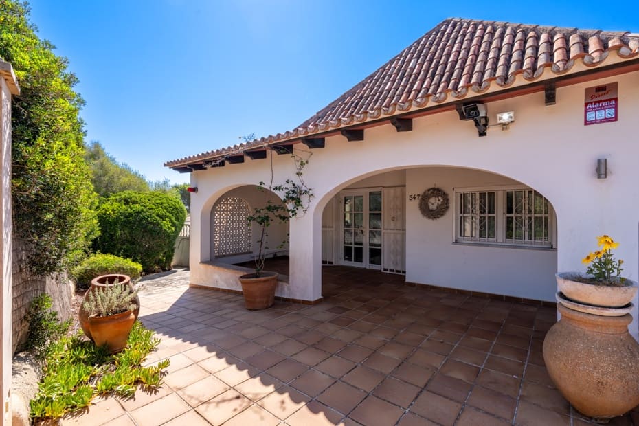 2 soveværelse Bungalow til salg i Cala Murada med swimmingpool garage - € 985.000 (Ref: 10110899)