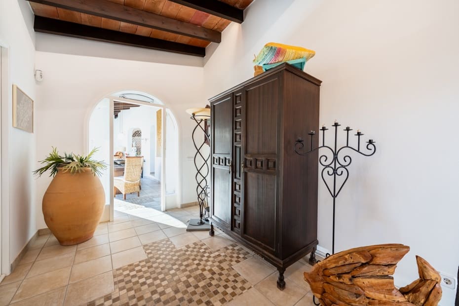 3 Zimmer Villa zu verkaufen in Cala Murada mit Pool Garage - 1.250.000 € (Ref: 10110900)