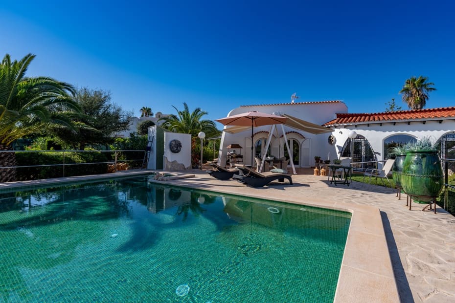 3 Zimmer Villa zu verkaufen in Cala Murada mit Pool Garage - 1.250.000 € (Ref: 10110900)
