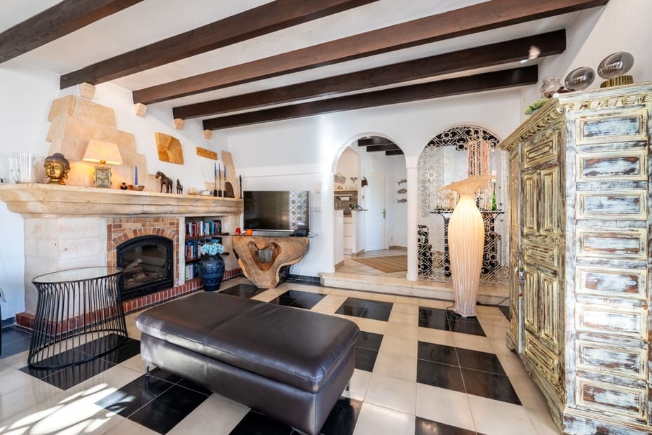 3 Zimmer Villa zu verkaufen in Cala Murada mit Pool Garage - 1.250.000 € (Ref: 10110900)