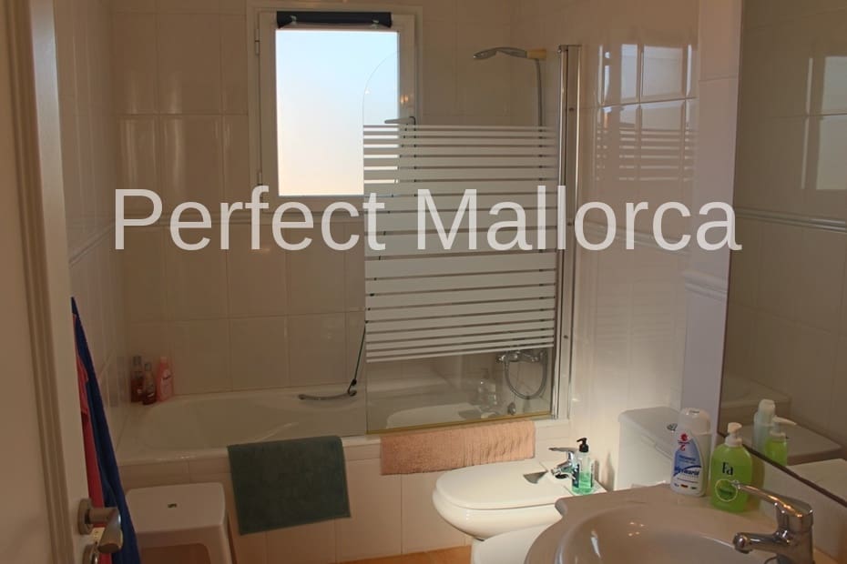 3 soveværelse Byhus til salg i Cala Murada med swimmingpool garage - € 585.000 (Ref: 7912915)