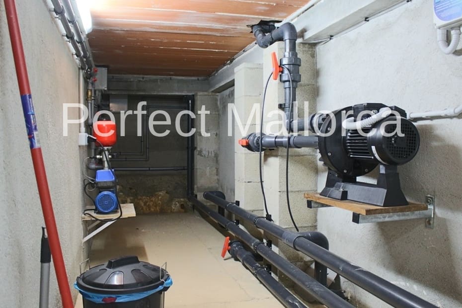 3 soveværelse Bungalow til salg i Cala Murada med swimmingpool garage - € 1.250.000 (Ref: 8751581)