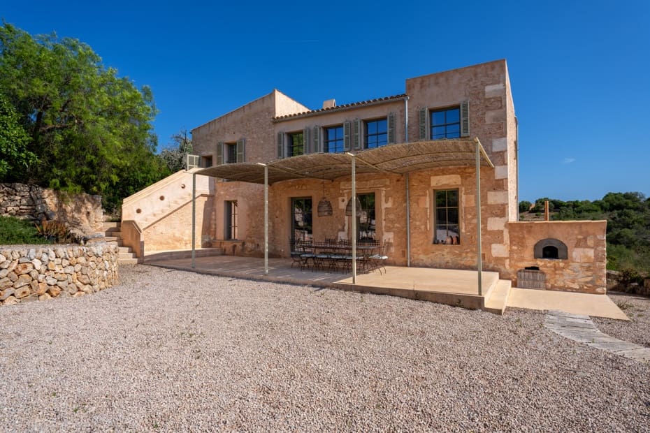 4 bedroom Finca/Country House for sale in Espinagar with pool garage - € 2,200,000 (Ref: 9935712)