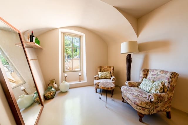 4 soveværelse Finca/Landehus til salg i Espinagar, Manacor med swimmingpool garage - € 2.200.000 (Ref: 9935712)