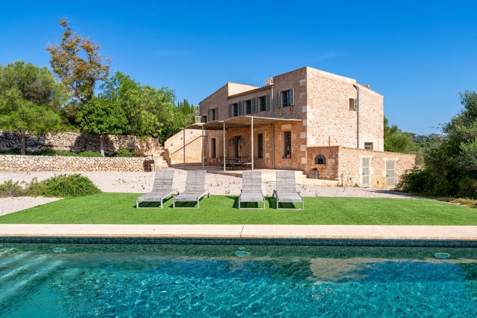4 bedroom Finca/Country House for sale in Espinagar with pool garage - € 2,200,000 (Ref: 9935712)