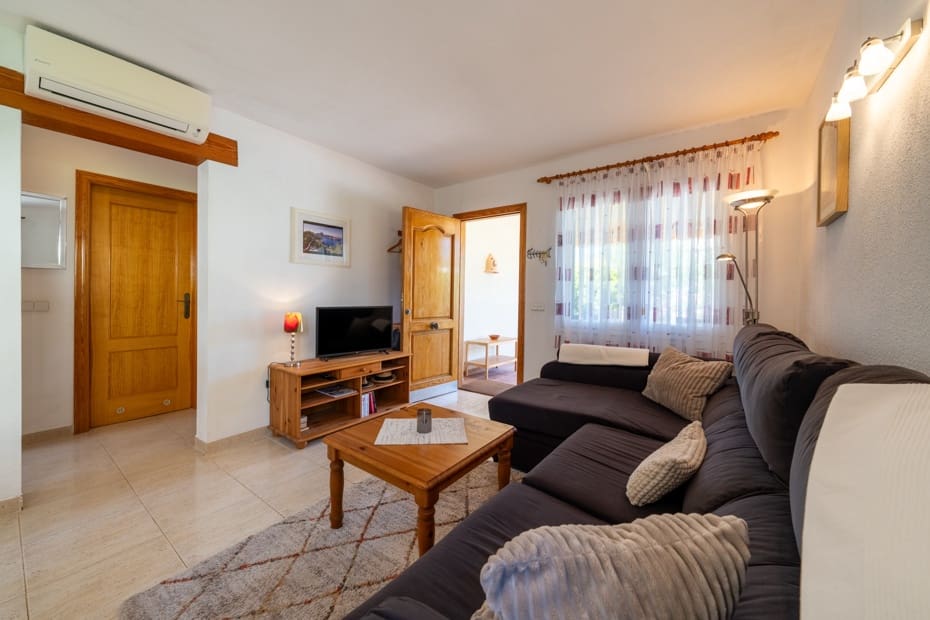 2 bedroom Townhouse for sale in Cala Murada with garage - € 348,000 (Ref: 9935713)