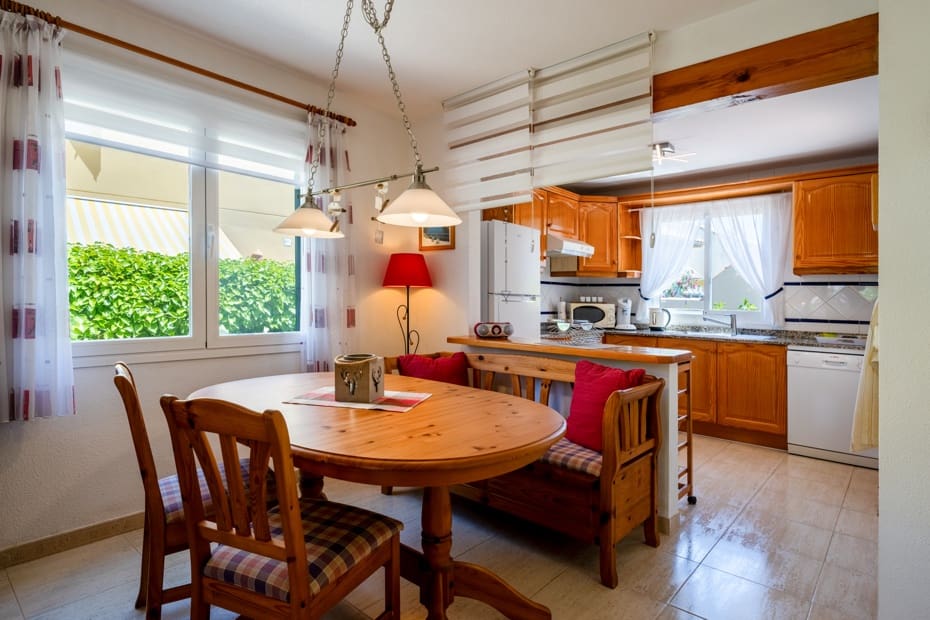 2 bedroom Townhouse for sale in Cala Murada with garage - € 348,000 (Ref: 9935713)