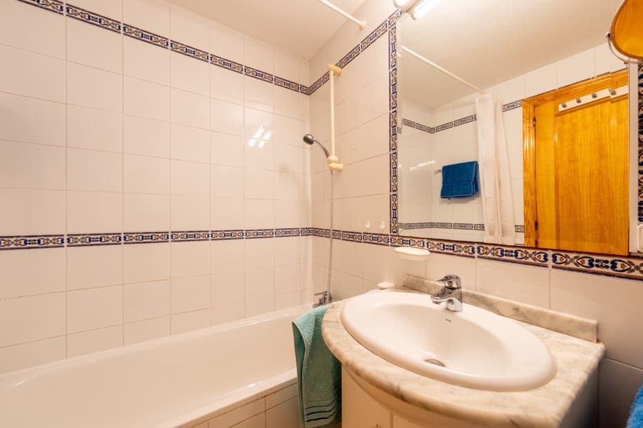 2 bedroom Townhouse for sale in Cala Murada with garage - € 348,000 (Ref: 9935713)