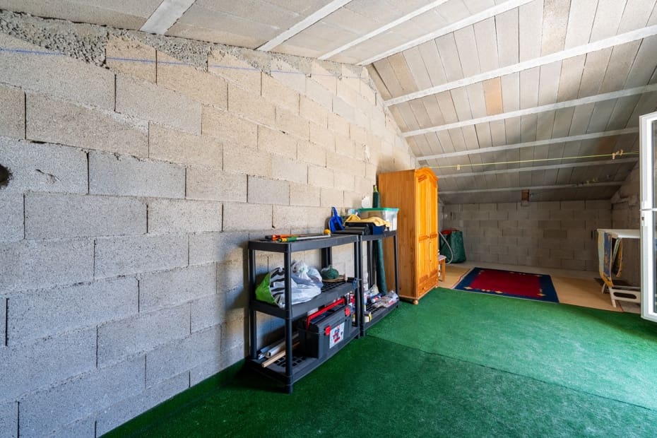 2 bedroom Townhouse for sale in Cala Murada with garage - € 348,000 (Ref: 9935713)