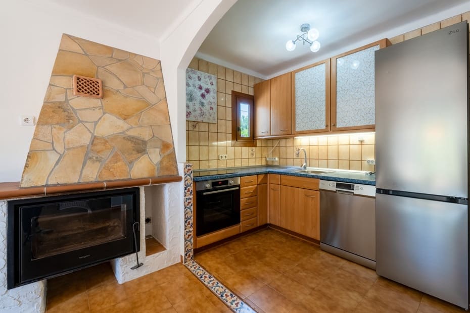 Leilighet til salgs i Cala Murada med garasje - € 285 000 (Ref: 9935714)