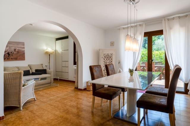 Leilighet til salgs i Cala Murada, Manacor med garasje - € 285 000 (Ref: 9935714)