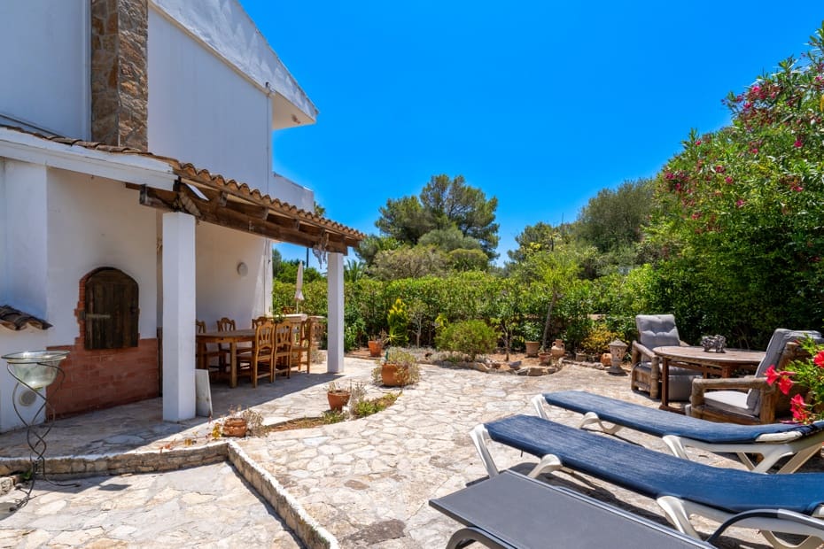 Leilighet til salgs i Cala Murada med garasje - € 285 000 (Ref: 9935714)
