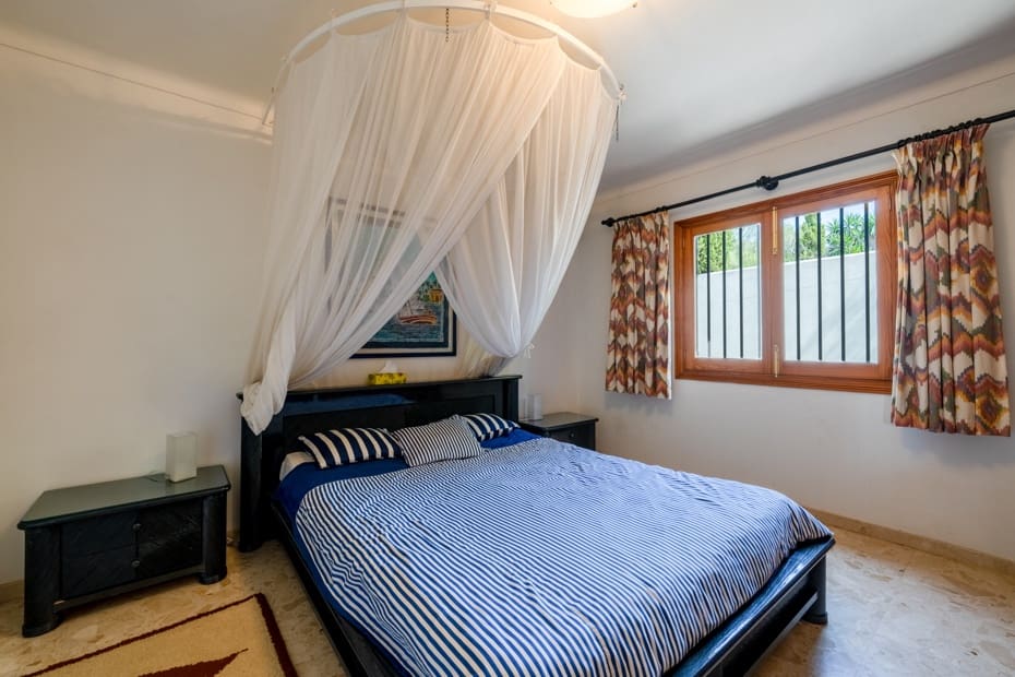 3 bedroom Villa for sale in Cala Murada with pool garage - € 1,250,000 (Ref: 9959313)