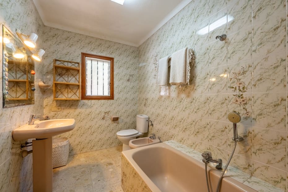 3 bedroom Villa for sale in Cala Murada with pool garage - € 1,250,000 (Ref: 9959313)