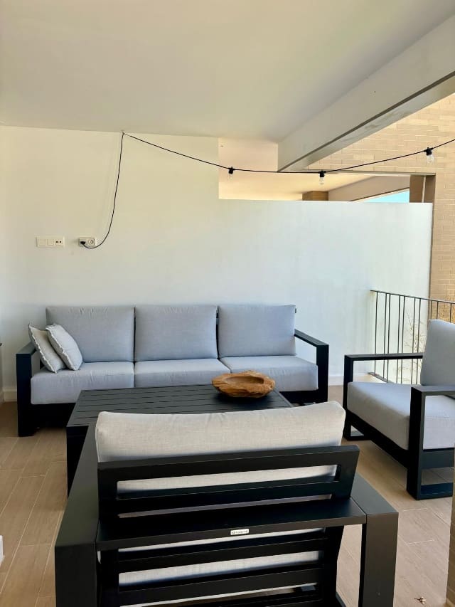 4 Zimmer Doppelhaus zu verkaufen in Mijas mit Pool - 950.000 € (Ref: 8626564)