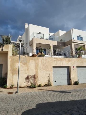 4 camera da letto Villetta Bifamiliare in vendita in Mijas con piscina - 950.000 € (Rif: 8626564)
